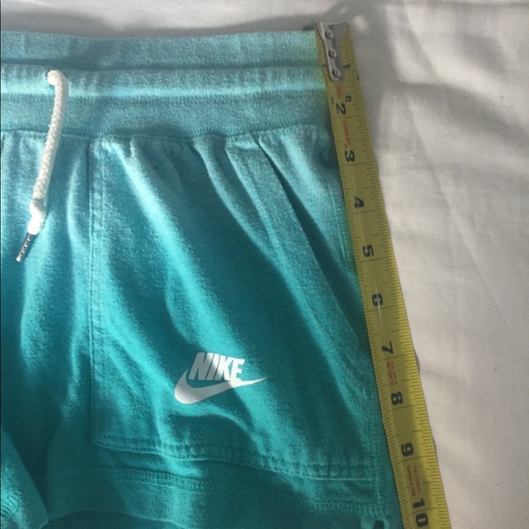 Nike turquoise ombré cotton jersey shorts - Picture 3 of 3